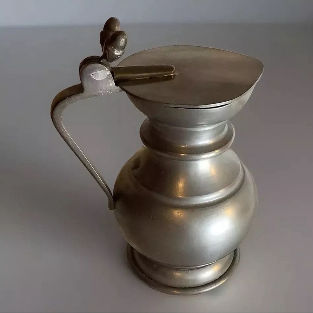 Vintage Italian Pewter 95% Syrup Pitcher With Handle and Lid Double Acorn 4.25"